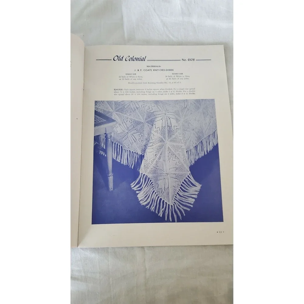 Vintage 1942 Spool Cotton Comapany bedspreads to knit and crochet magazine